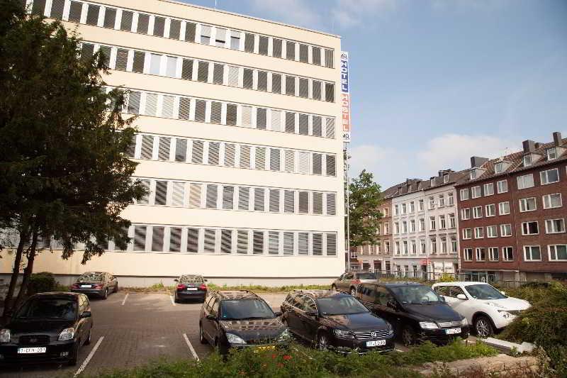 A&O Aachen Hauptbahnhof Hotel Bagian luar foto
