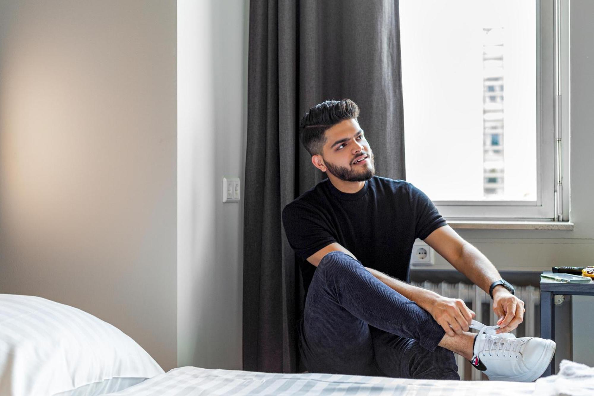 A&O Aachen Hauptbahnhof Hotel Bagian luar foto