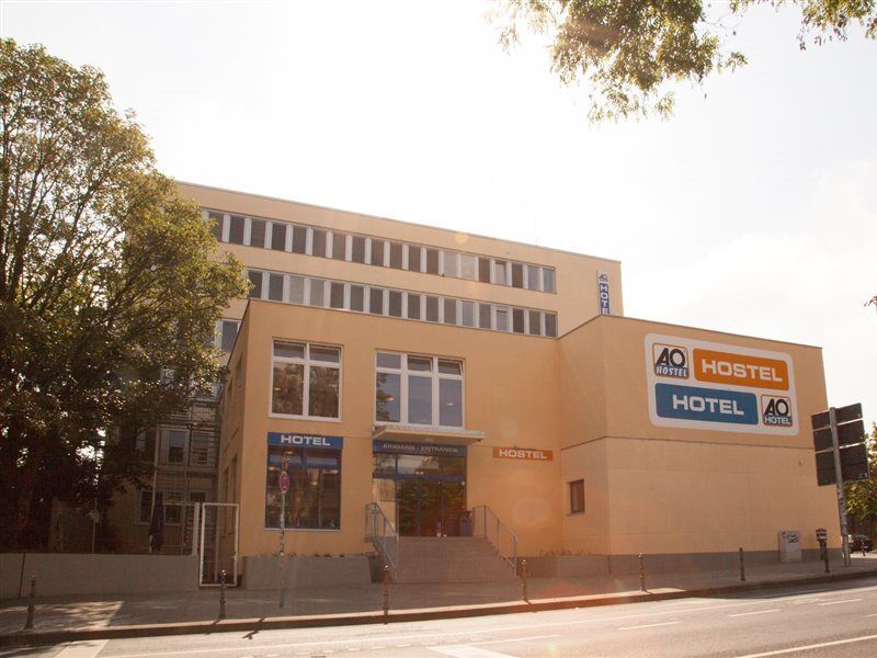 A&O Aachen Hauptbahnhof Hotel Bagian luar foto